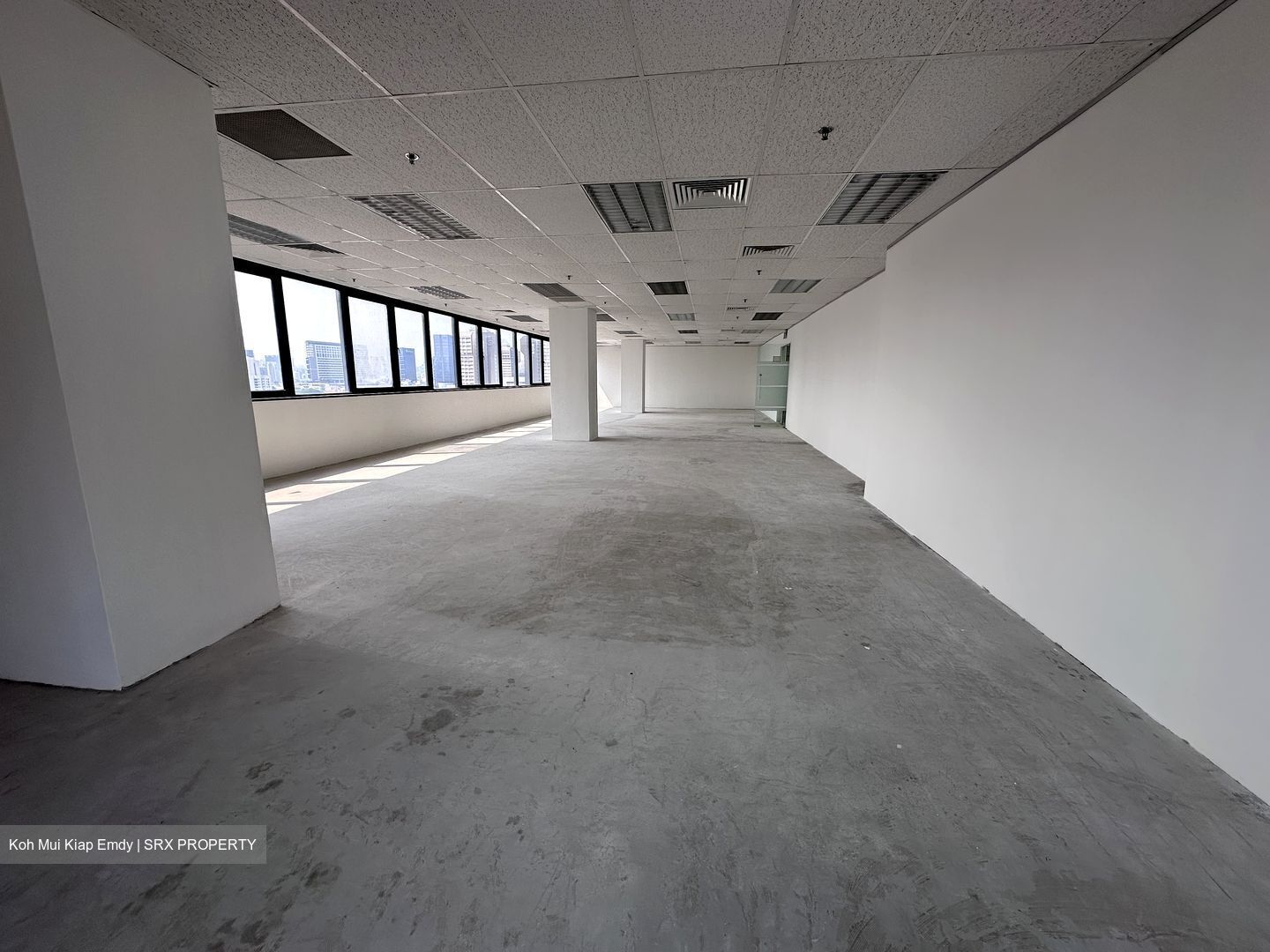 Og Albert Complex (D7), Office #611211541